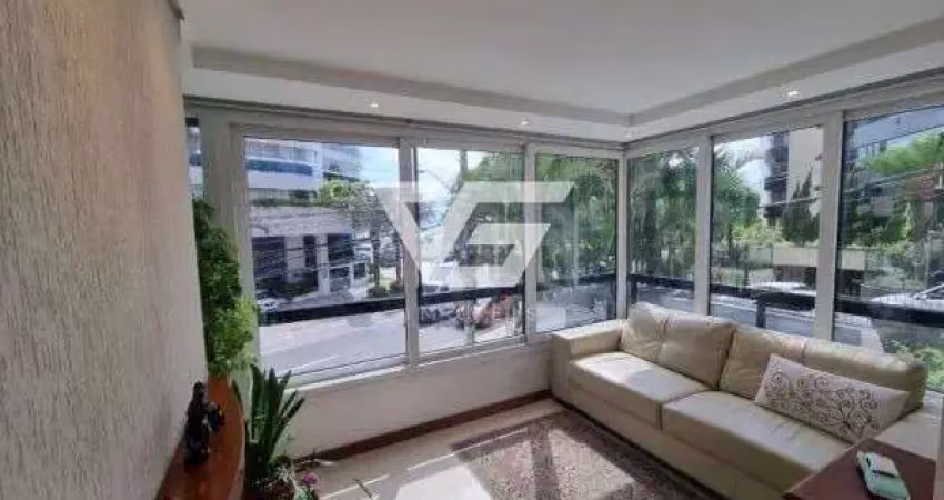 Apartamento 3 dormitórios (1 suíte)  2 vg ao lado shopping beira mar