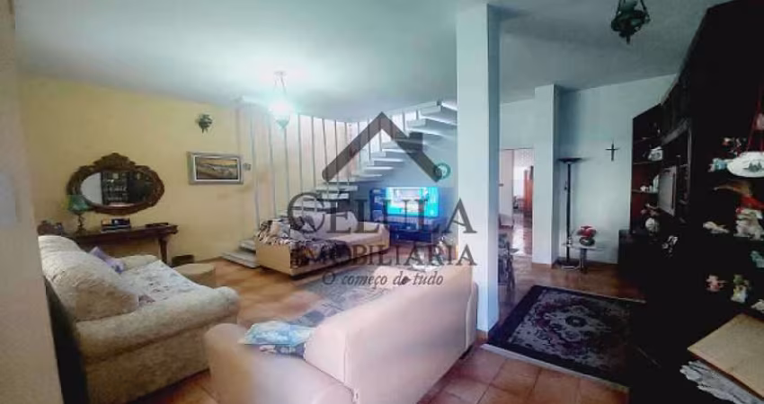 Casa com 5 quartos à venda na Rua Renato Meira Lima, Tanque, Rio de Janeiro