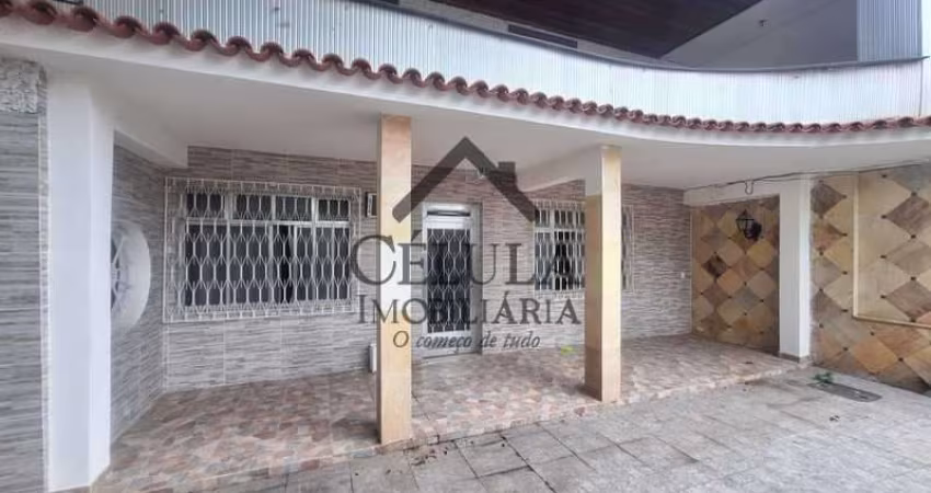 Casa em condomínio fechado com 5 quartos à venda na Avenida dos Mananciais, Taquara, Rio de Janeiro