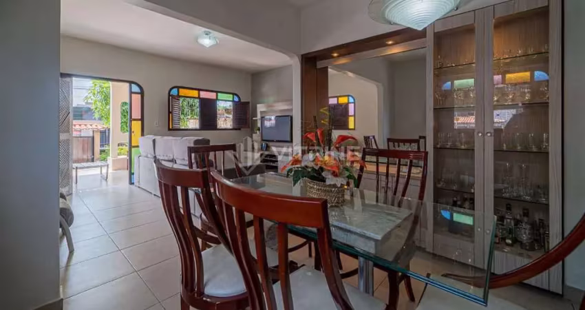 Casa de esquina localização residencial ou comercial
