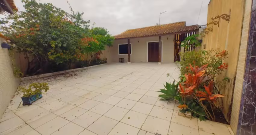 Casa a 100 metros do mar  itanhaém-sp com acabamento maravilhoso r$425.000,00