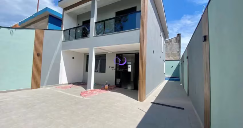 Casa no suarão a 100 metros da praia com 3 quartos sendo suite