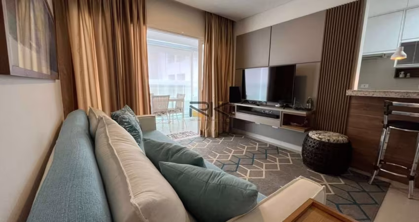 APARTAMENTO PRAIA GRANDE com 2 dormitórios sendo 1 suíte,2 vagas de garagem,varanda gourmet com churrasqueira