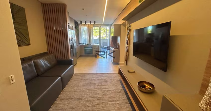 HOUSE À VENDA NA PRAIA GRANDE COM 2 DORMITÓRIOS SENDO 1 SUÍTE,SALA 2 AMBIENTES E VARANDA GOURMET