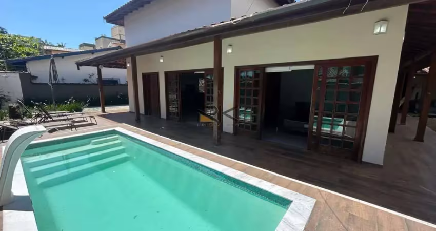 Casa à venda no bairro do itaguá com 5 dormitórios sendo 3 suítes,varanda gourmet e piscina
