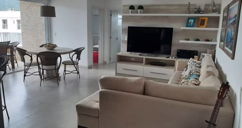 COBERTURA NO ITAGUÁ Com 2 dormitórios sendo 1 suíte, 2 vagas de garagem