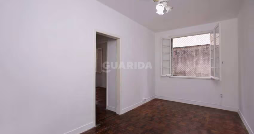 Apartamento com 2 dormitórios no bairro Moinhos de Vento.