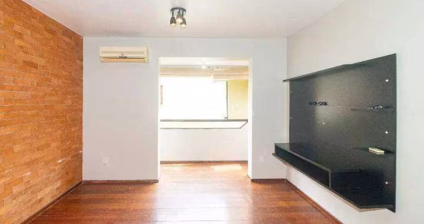 Apartamento de 3 dormitórios, sendo 1 suíte, com vaga dupla no bairro Jardim Botânico