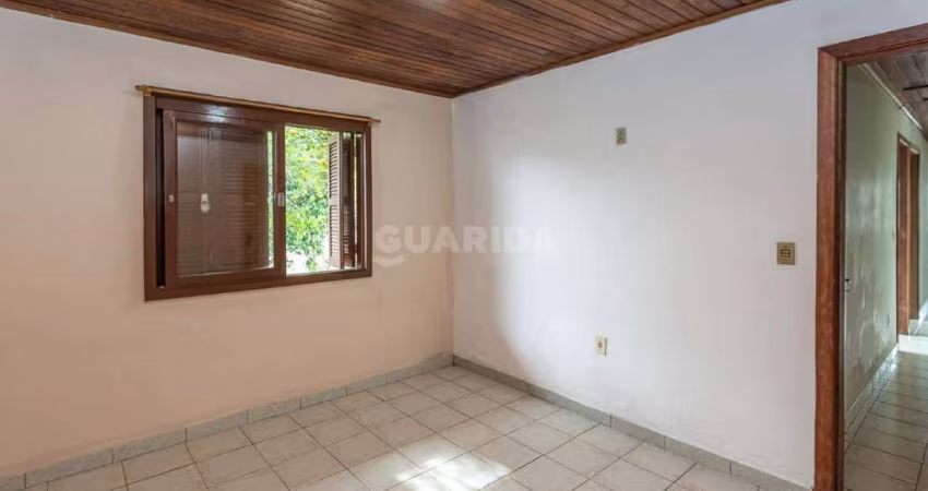 Casa de 2 dormitórios no Bairro Rubem Berta