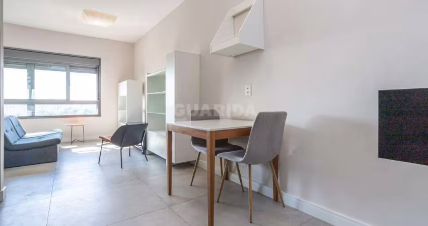 Apartamento estilo Loft, semimobiliado, no bairro Teresópolis!