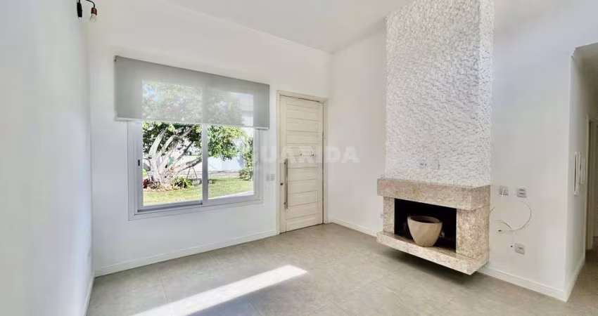 Casa Residencial com 3 dormitórios, sendo 1 suíte, para alugar no bairro Hipica