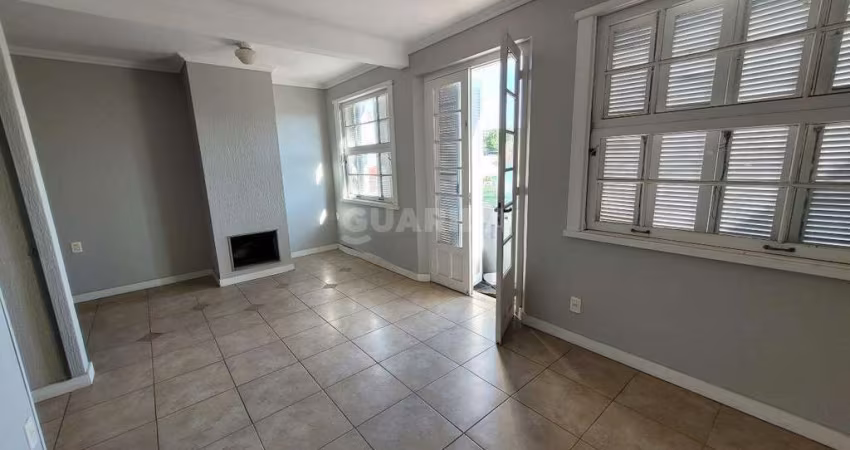 Apartamento com 3 dormitórios, sendo 1 suíte, no bairro Santana