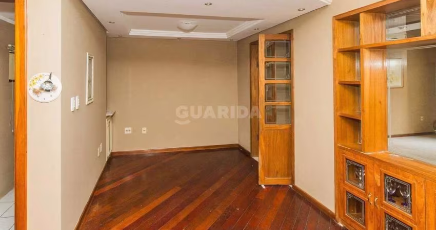 Casa em Condomínio para aluguel com 3 dormitórios, sendo 1 suíte, e 2 vagas de garagem no bairro Jardim Itu Sabará