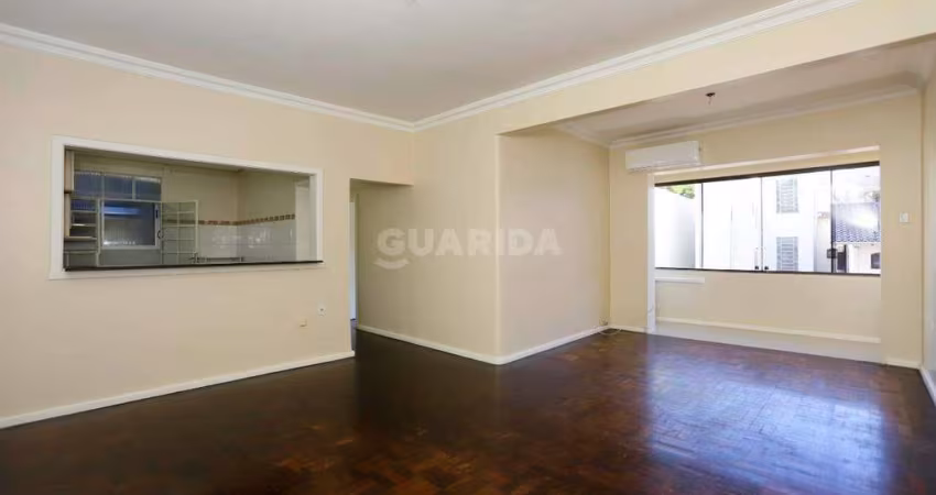 Apartamento amplo com 3 dormitórios no bairro Rio Branco