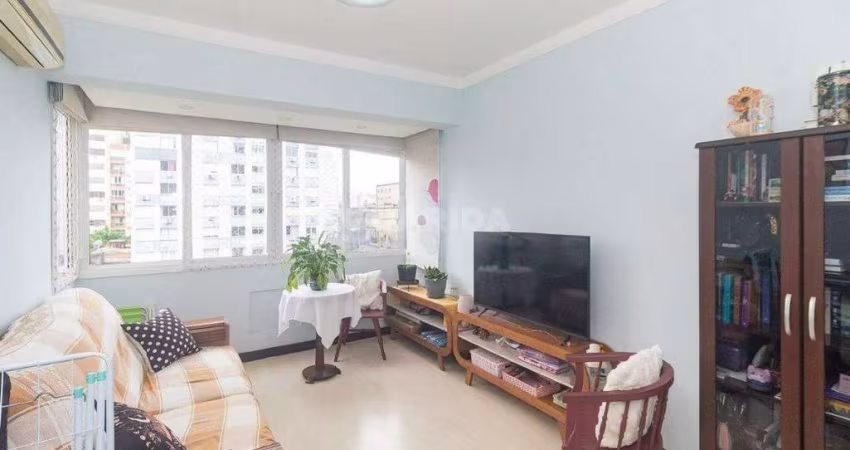 Apartamento mobiliado com 1 suíte e 2 vagas de garagem na Cidade Baixa