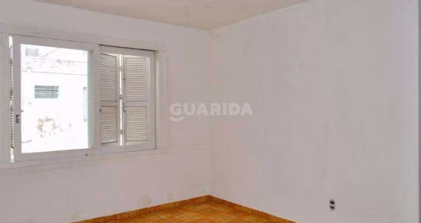 Apartamento com 2 dormitórios no bairro Azenha