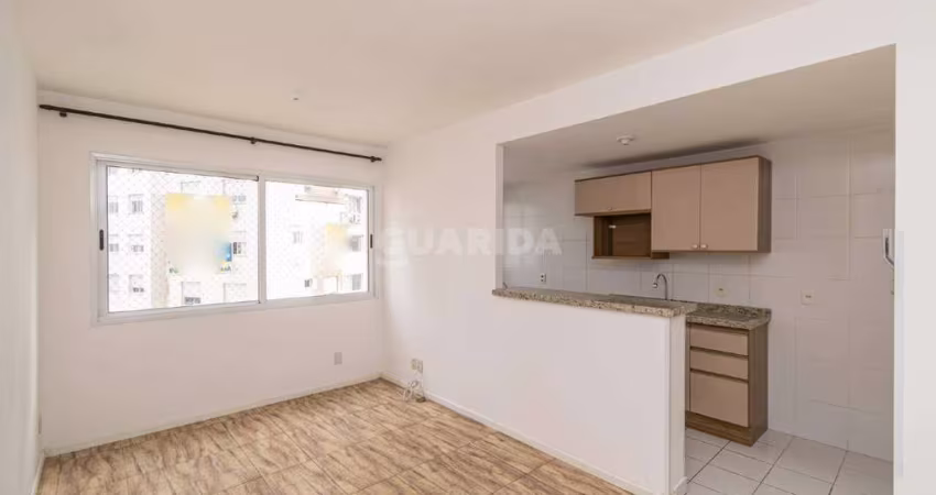Apartamento com 3 dormitórios, sendo 1 suíte, e 1 vaga de garagem no bairro Vila Ipiranga