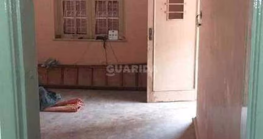 Casa Residencial com 3 dormitórios no Bairro Teresópolis