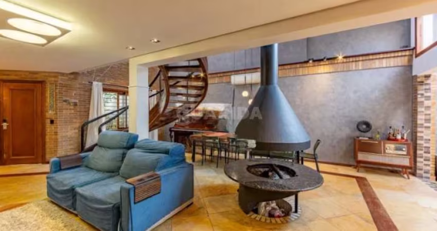 Casa Residencial/Sobrado para aluguel, 4 quartos, 2 suítes, 4 vagas, Chácara das Pedras - Porto Alegre/RS