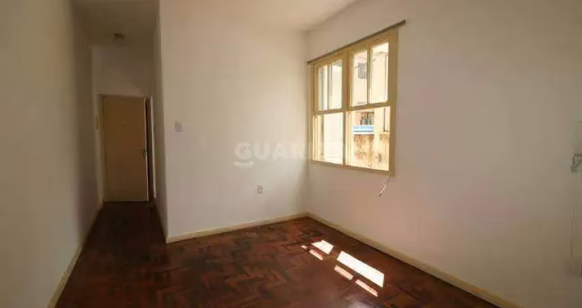 Apartamento com 1 dormitório suíte, no bairro Petrópolis