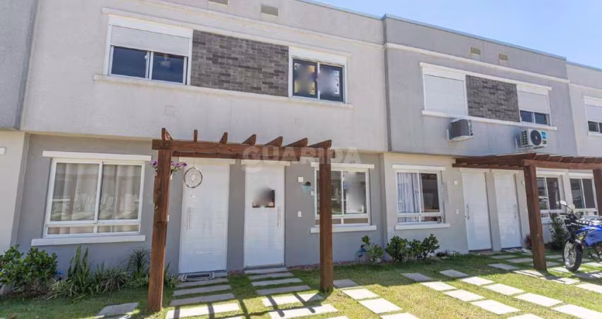 Casa em Condomínio com 2 dormitórios e 1 vaga de garagem no bairro Vila Nova