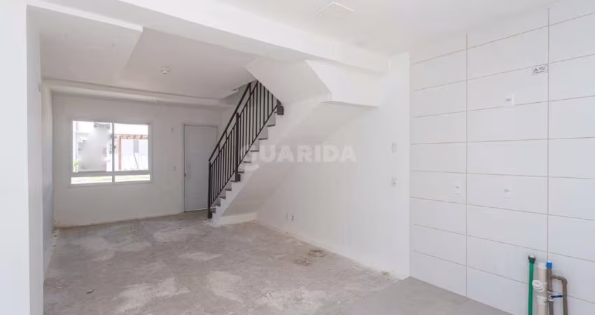 Casa em Condomínio com 2 dormitórios e 1 vaga de garagem no bairro Vila Nova