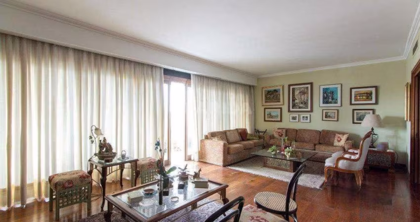 Apartamento com 3 dormitórios, sendo 1 suíte, e 2 vagas de garagem no bairro Petrópolis
