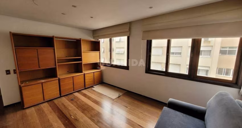 Apartamento com 2 dormitórios e 2 vagas de garagem, no bairro Petrópolis