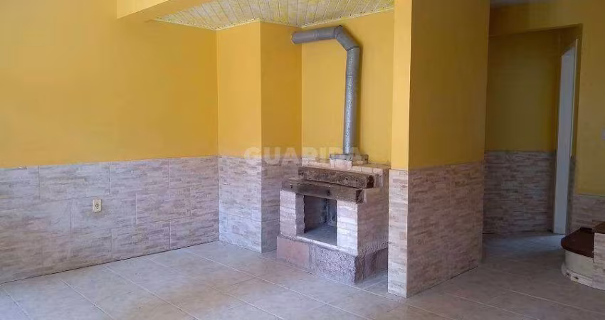 Casa residencial com 3 dormitórios no bairro Espírito Santo!