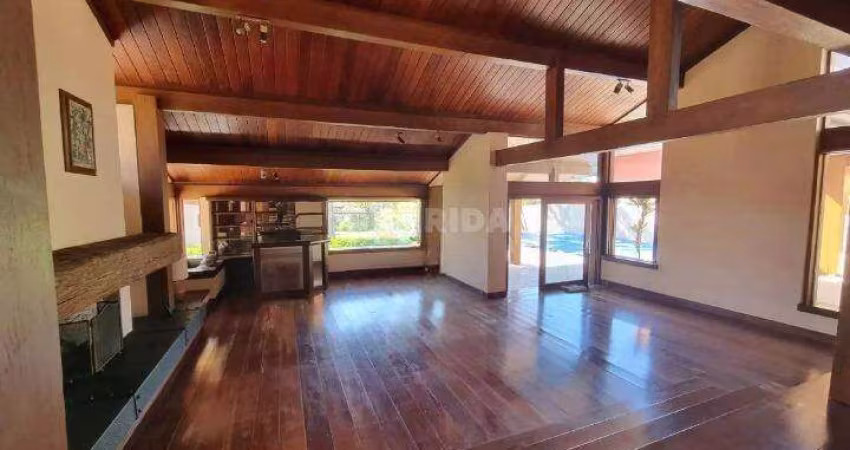 Casa Residencial com 5 dormitórios no bairro Vila Assunção.
