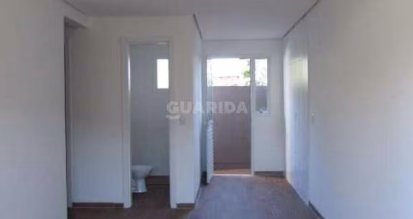 Casa em condomínio com 2 dormitórios e 1 vaga de garagem no Bairro Hípica