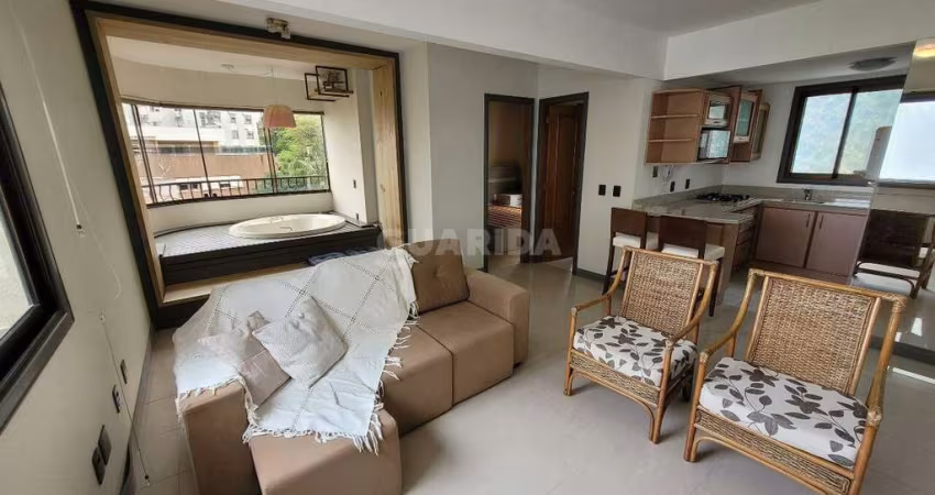Apartamento mobiliado de 1 dormitório com jacuzzi, 1 vaga, no bairro Bela Vista.