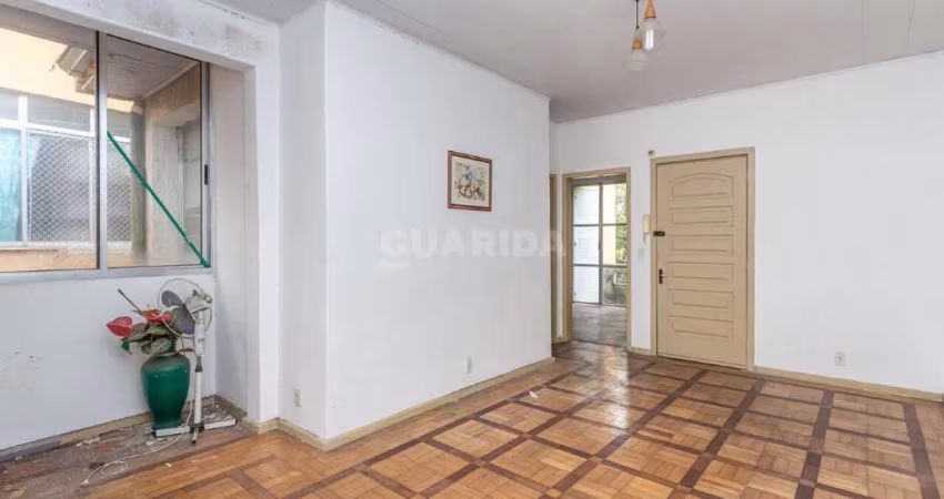 Apartamento de 3 dormitórios no bairro Petrópolis.