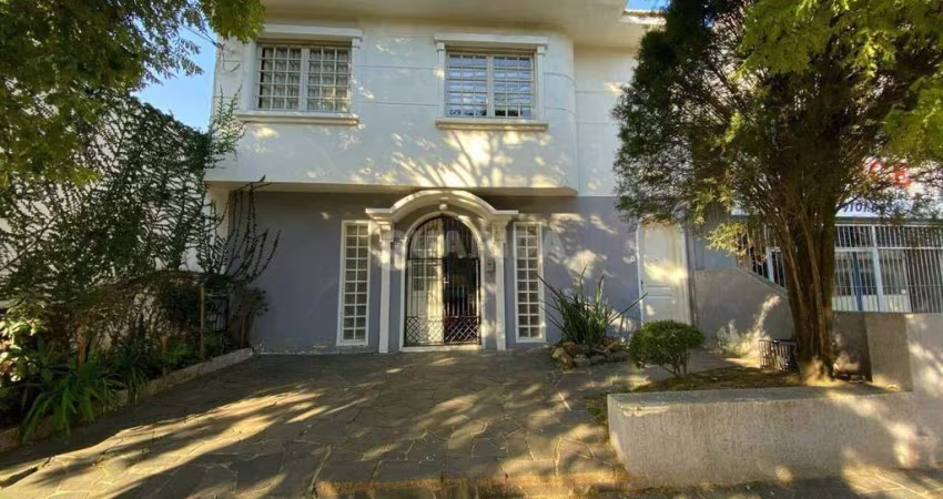 Casa comercial no bairro Floresta.