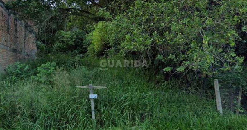Terreno de 300m² de área útil