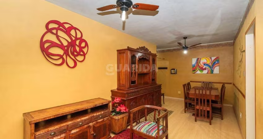 Apartamento mobiliado com 2 dormitórios e 1 vaga de garagem no bairro Teresópolis