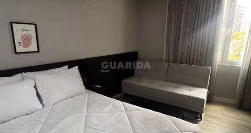 Apartamento mobiliado no estilo studio- Loft no bairro Centro Histórico.