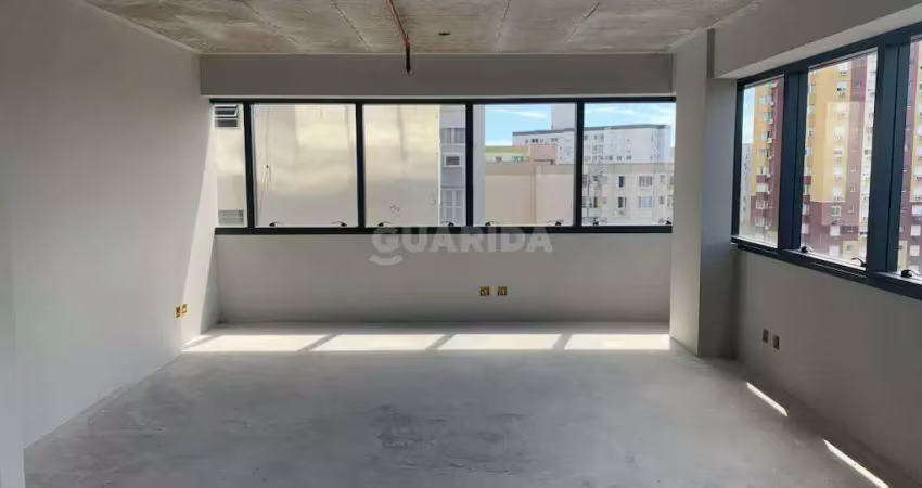 Sala comercial para alugar na Avenida Cristóvão Colombo, Floresta, Porto Alegre
