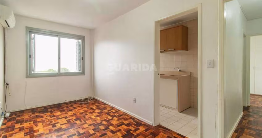 Apartamento com 1 dormitório para locação no Centro Histórico