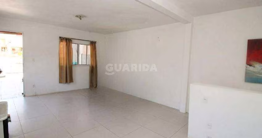Casa Residencial para alugar com 4 dormitórios, sendo 3 suítes, no bairro Partenon