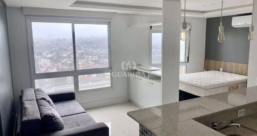 Loft/Flat para aluguel, 1 quarto, 1 vaga no bairro Boa Vista.