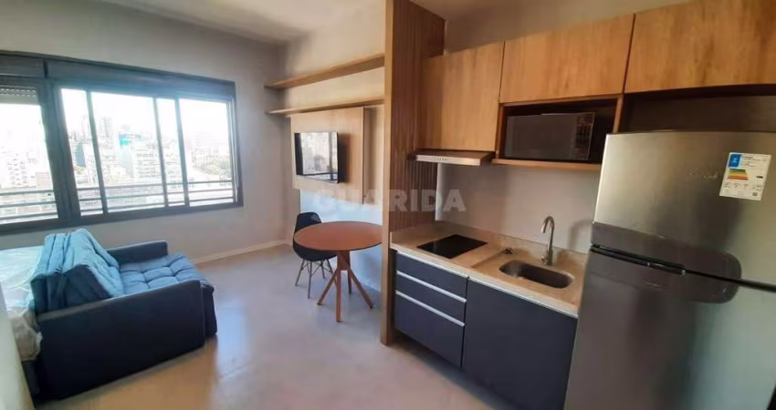 Loft/Stúdio totalmente mobiliado, para alugar no bairro Cidade Baixa em Porto Alegre.