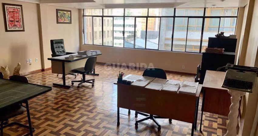 Sala comercial para alugar na Rua Uruguai, Centro Histórico, Porto Alegre