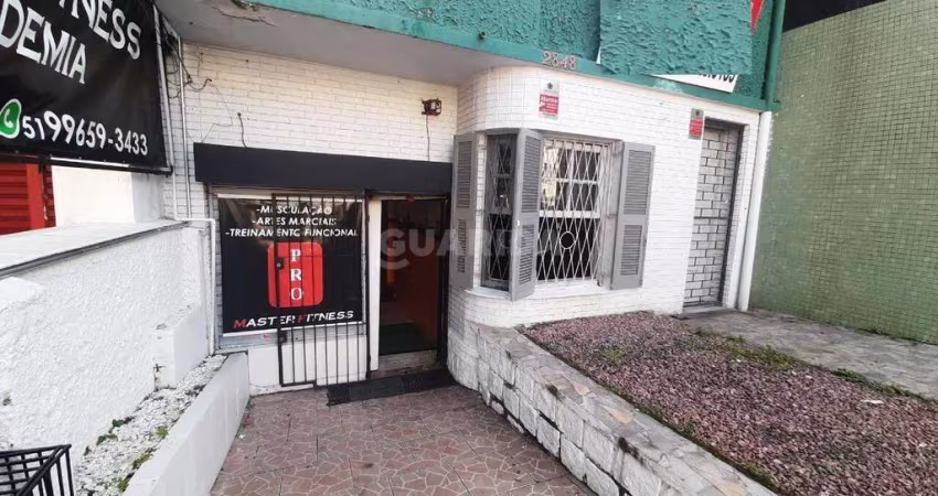 Loja comercial no bairro Petrópolis.