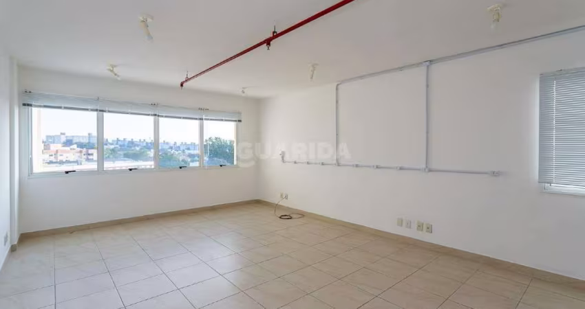 Conjunto comercial no bairro Partenon.