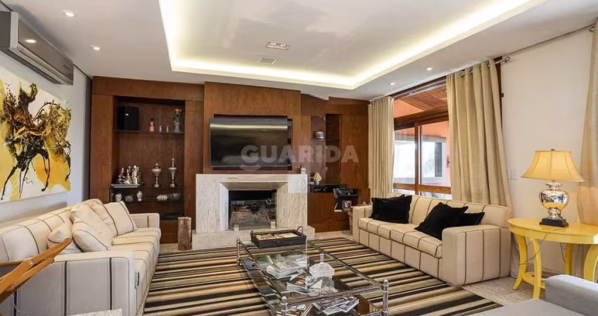 Casa mobiliada de 401 m² com 3 dormitórios sendo 1 suíte máster no Bairro Menino Deus.