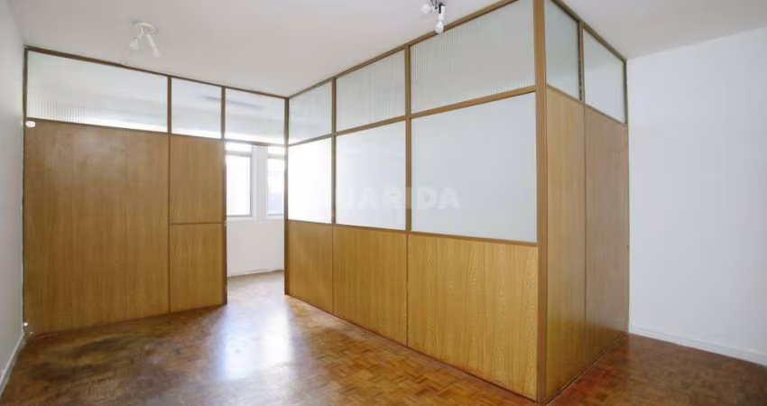 Sala comercial no bairro Centro Histórico.