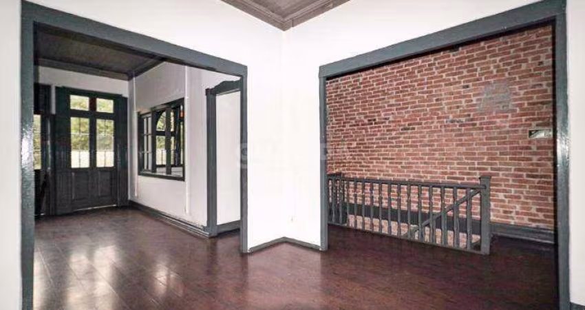 Casa Comercial com 02 pisos para alugar no Bom Fim