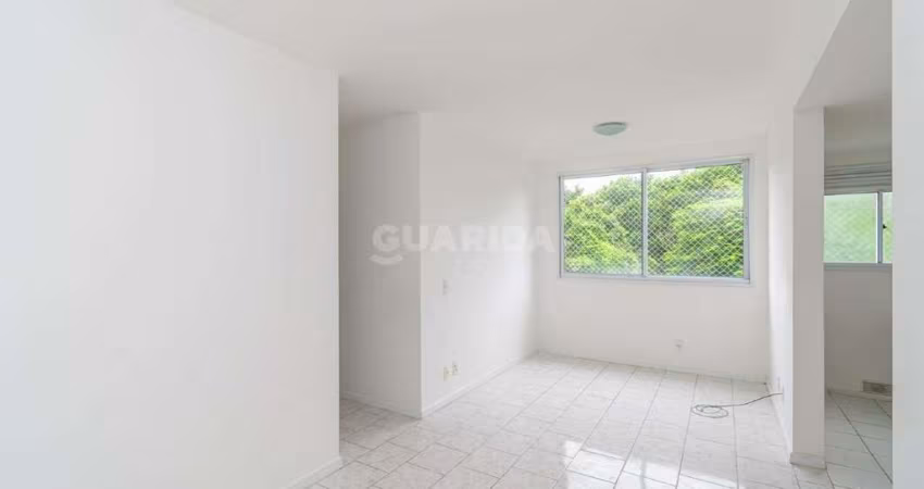 Apartamento com 3 dormitórios, sendo 1 suíte, e 1 vaga de garagem no bairro Ipanema.