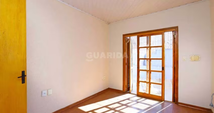 Casa residencial de 1 dormitório suíte no bairro Cidade Baixa!